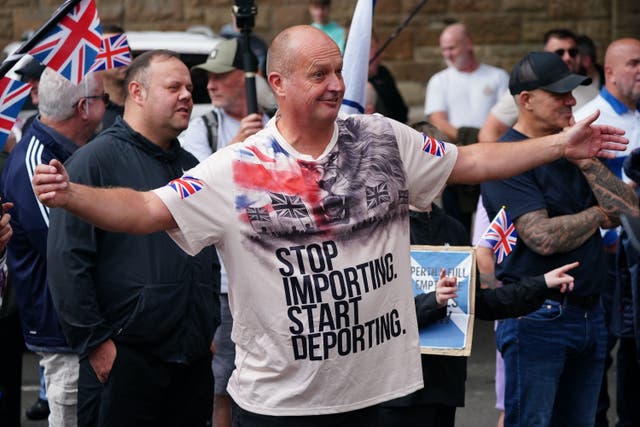 <p>An ‘Abolish Asylum System’ protest outside the Radisson Hotel in Perth on Saturday 23 August</p>