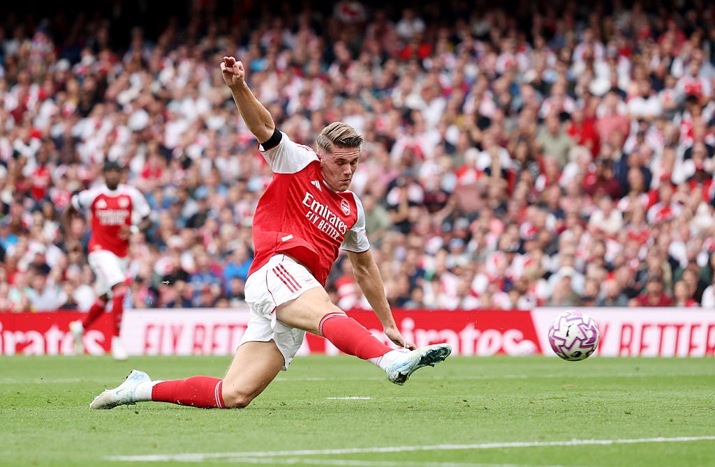 Viktor Gyokeres missed a gilt-edged chance in the first-half