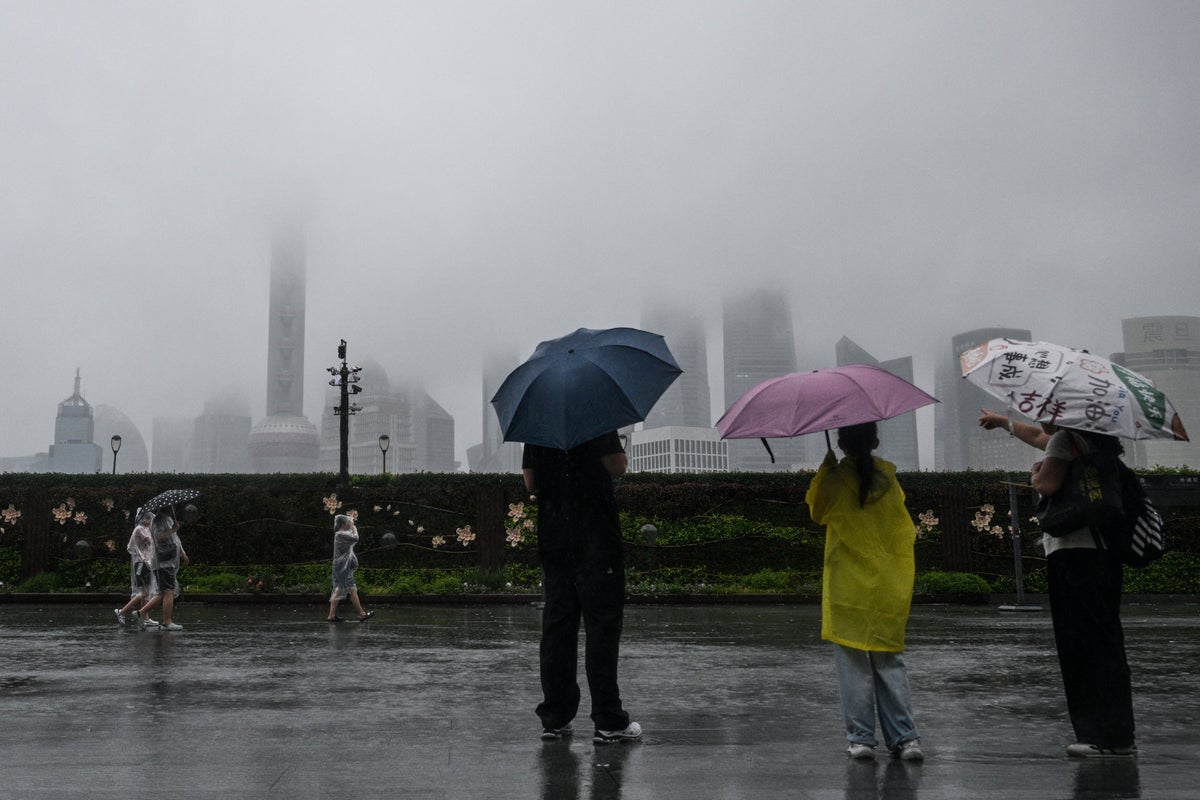 Vietnam and China evacuate hundreds of thousands as Typhoon Kajiki nears
