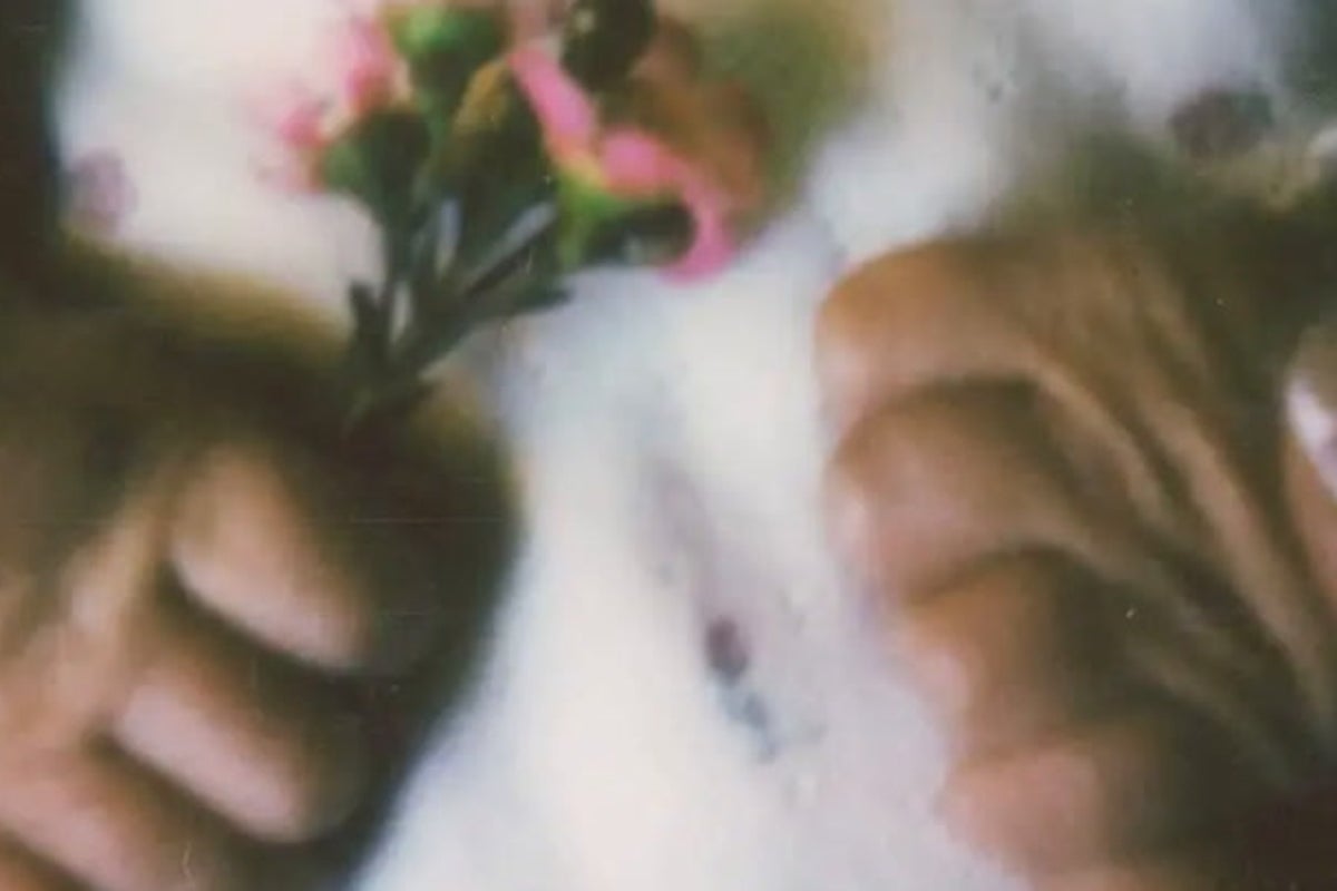 5 Seconds of Summer star reveals first pictures of baby in surprise announcement