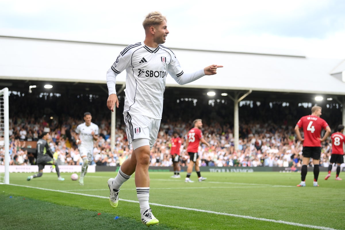 Fulham vs Man United live: Smith Rowe equaliser earns point for hosts after Yoro’s deflected opener