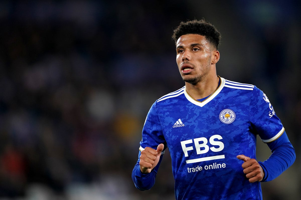 Leeds agree fee for Leicester defender James Justin