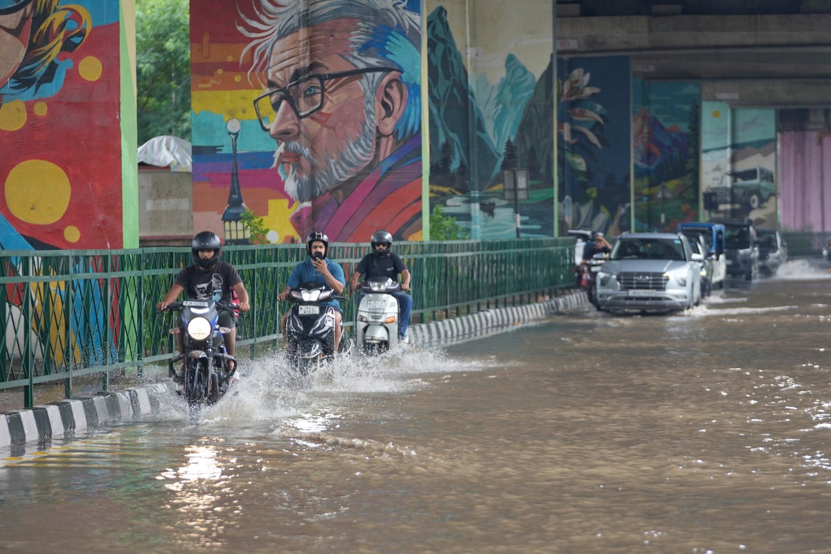India warns Pakistan of flood threat in first known official contact for months