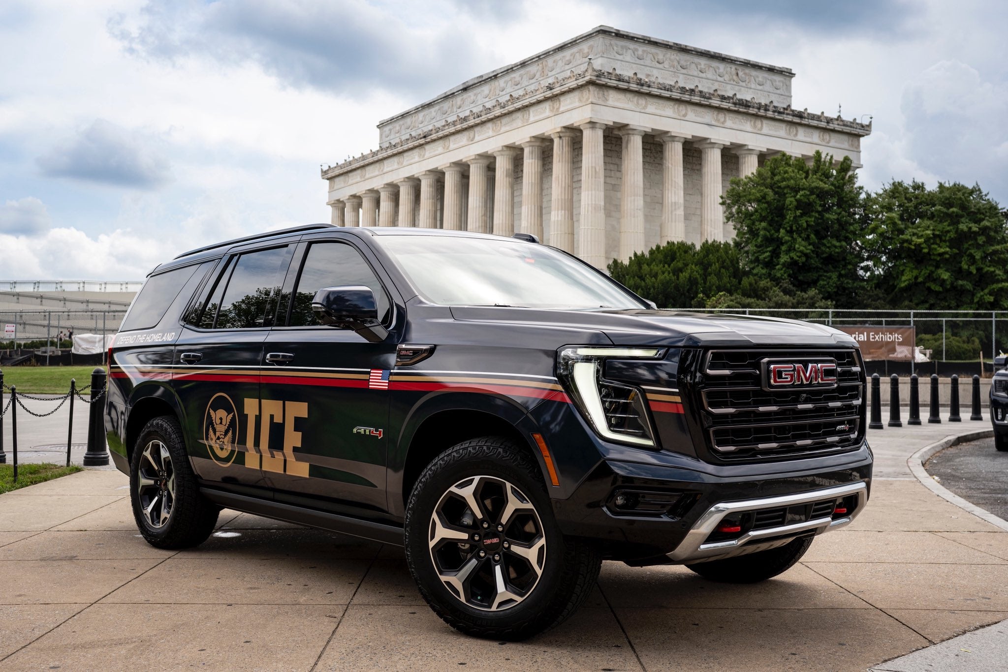 The graphics packages ordered by ICE are inspired by Donald Trump's private 757, and feature the president's name on the rear windows. ICE will now take delivery of 1,000 new SUVs, according to government procurement data