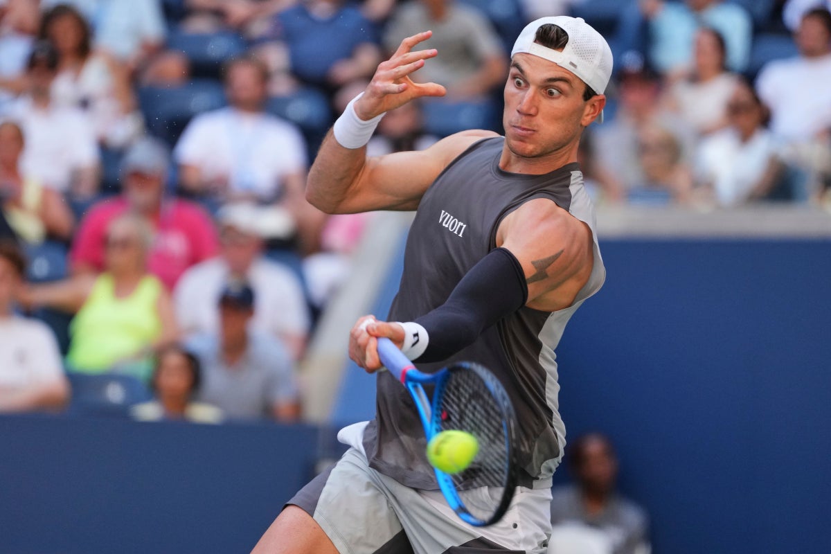 Jack Draper battles through difficult start to US Open campaign