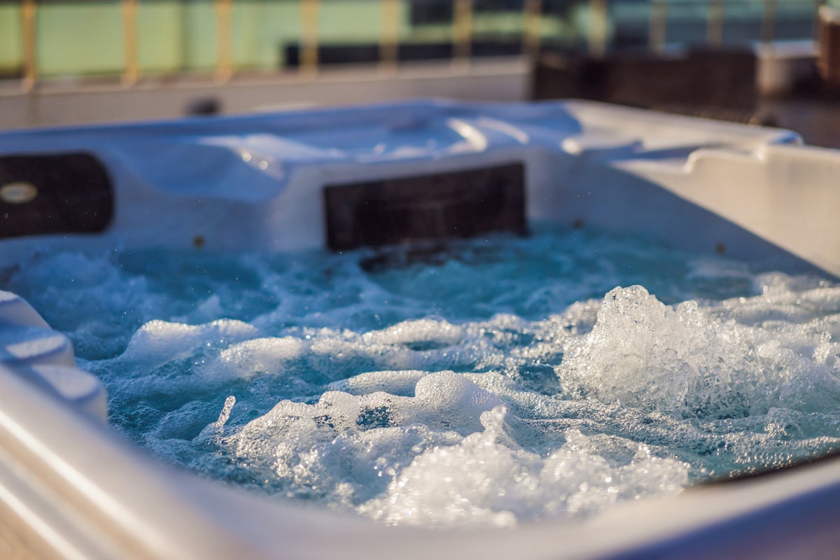 Two elderly women rescued from remote cabin hot tub after girls trip goes dangerously wrong