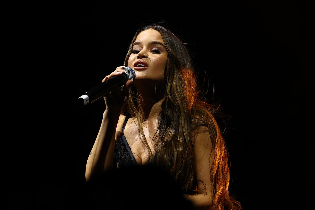 Maren Morris calls out fan for ‘grabbing her butt’ during meet-and-greet