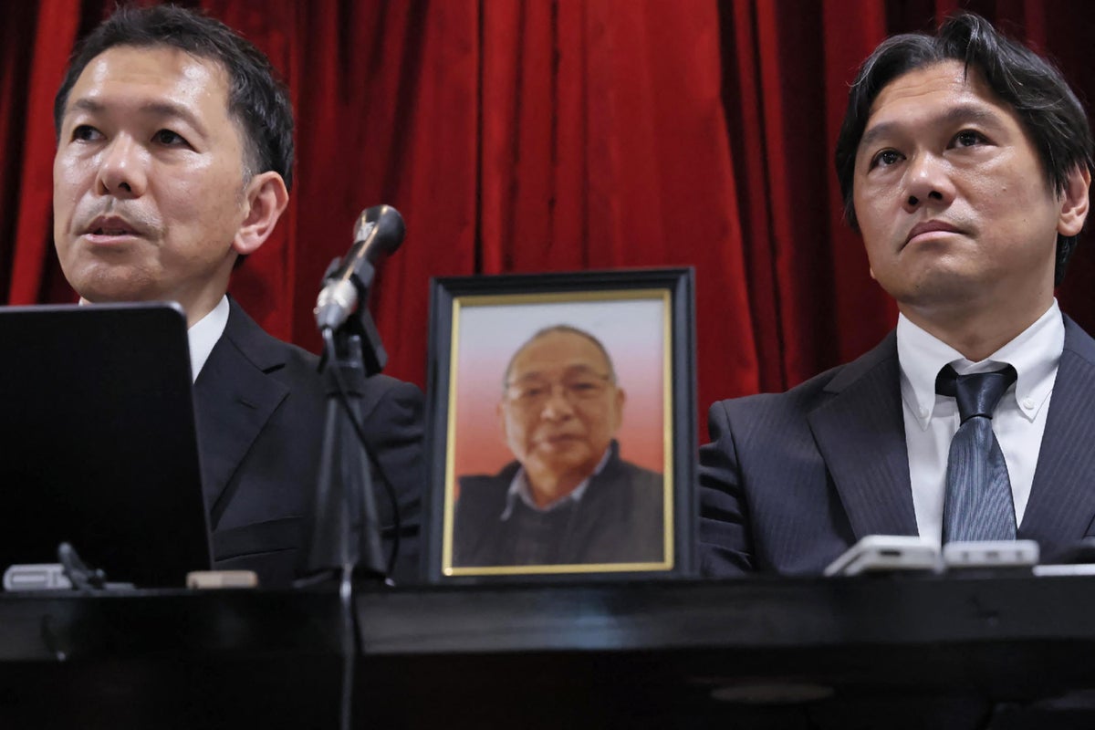 Tokyo authorities apologise at grave of wrongfully accused man