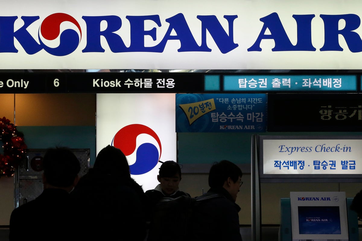 Korean Air plans to buy more than 100 Boeing aircraft