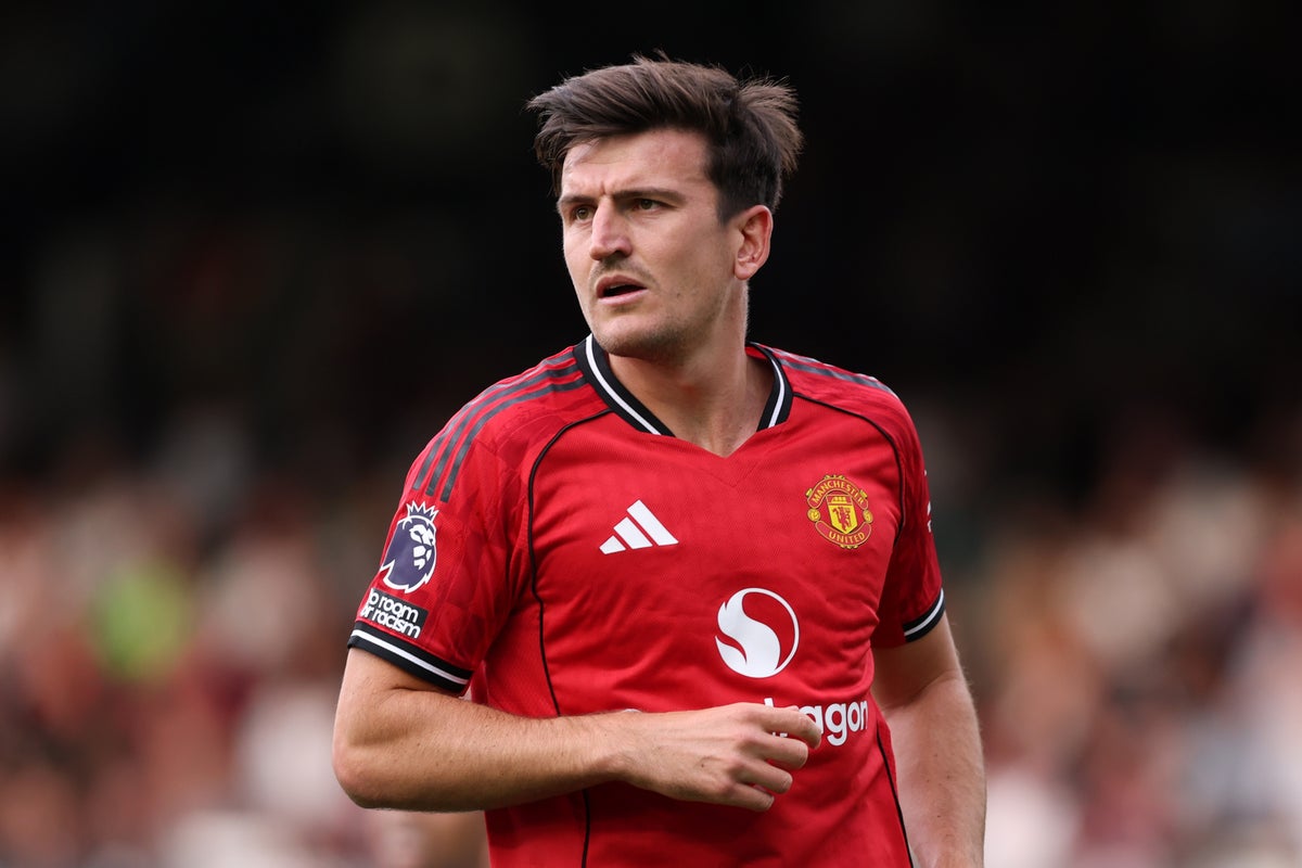 Grimsby vs Manchester United prediction, best bets & EFL Cup odds