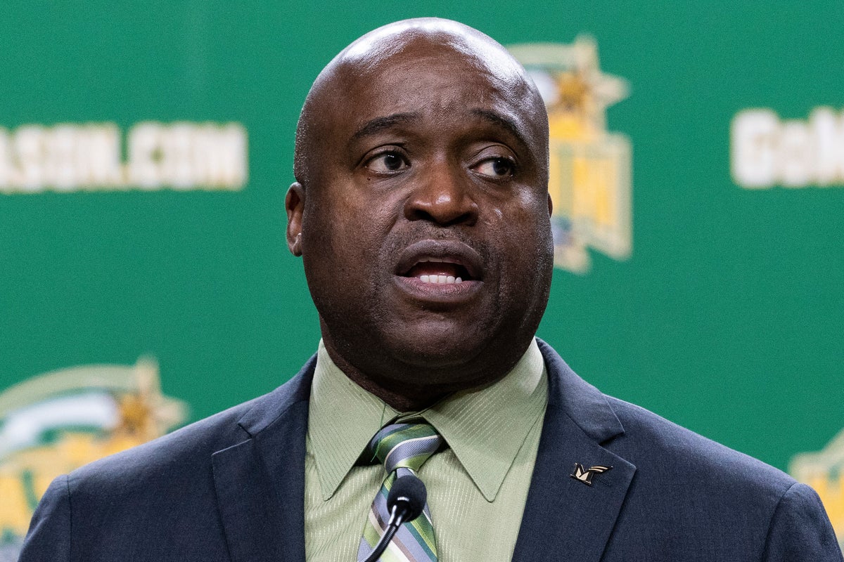 University president fires back at Trump’s education department for demanding his apology