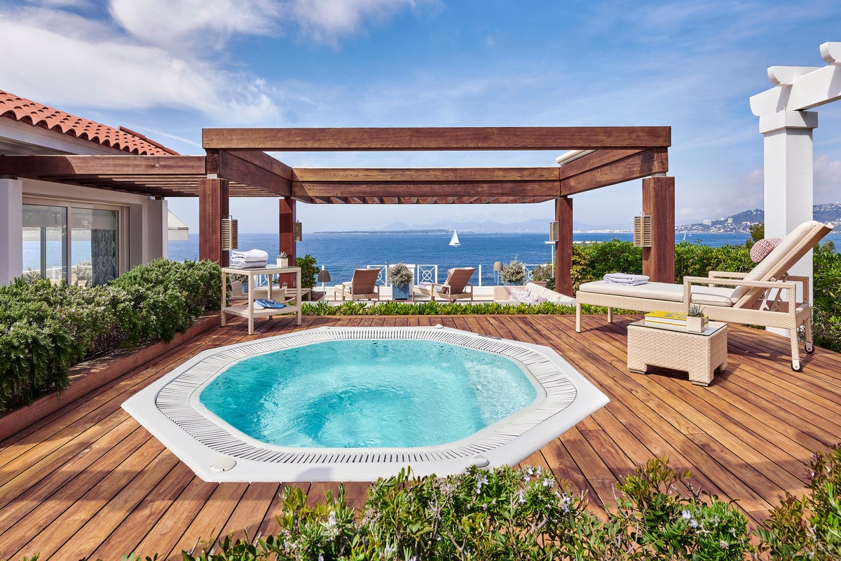 Luxury hotels with the best service: The world’s most impressive stays loved by billionaires