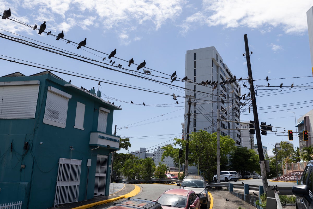 Deal to restructure Puerto Rico power company debt crumbles as some bondholders walk away