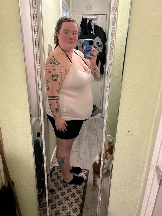 <p>Rhiannon Anne Griffiths-Bowen says she has lost more than two stone after taking Mounjaro - but says she has also suffered from hair loss</p>