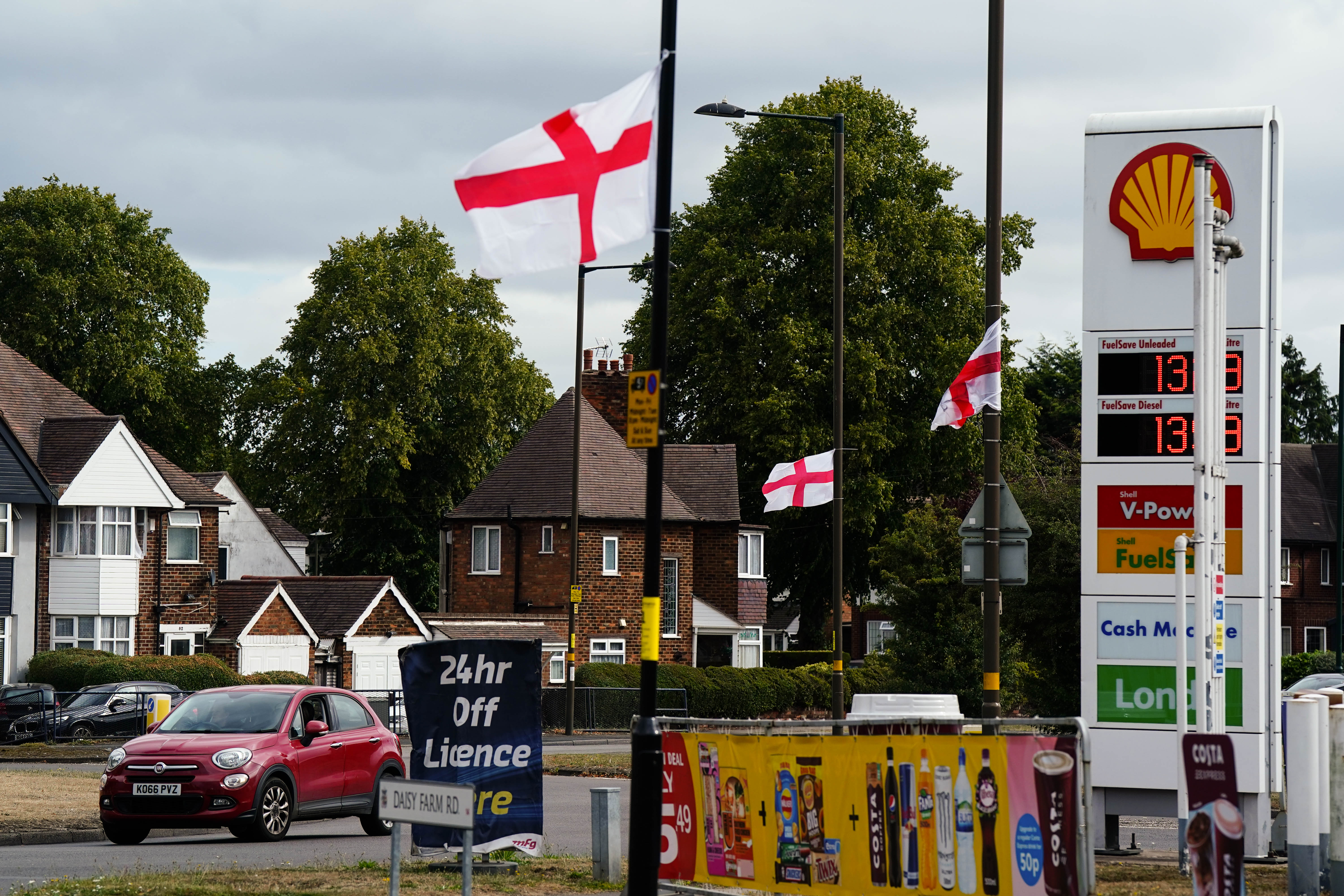 St George's flags create no go zones' for NHS staff, health leaders warn