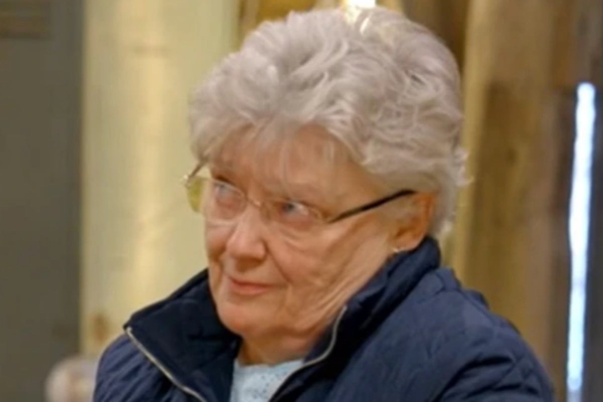 The Repair Shop viewers left tearful as couple discover secret message from late son