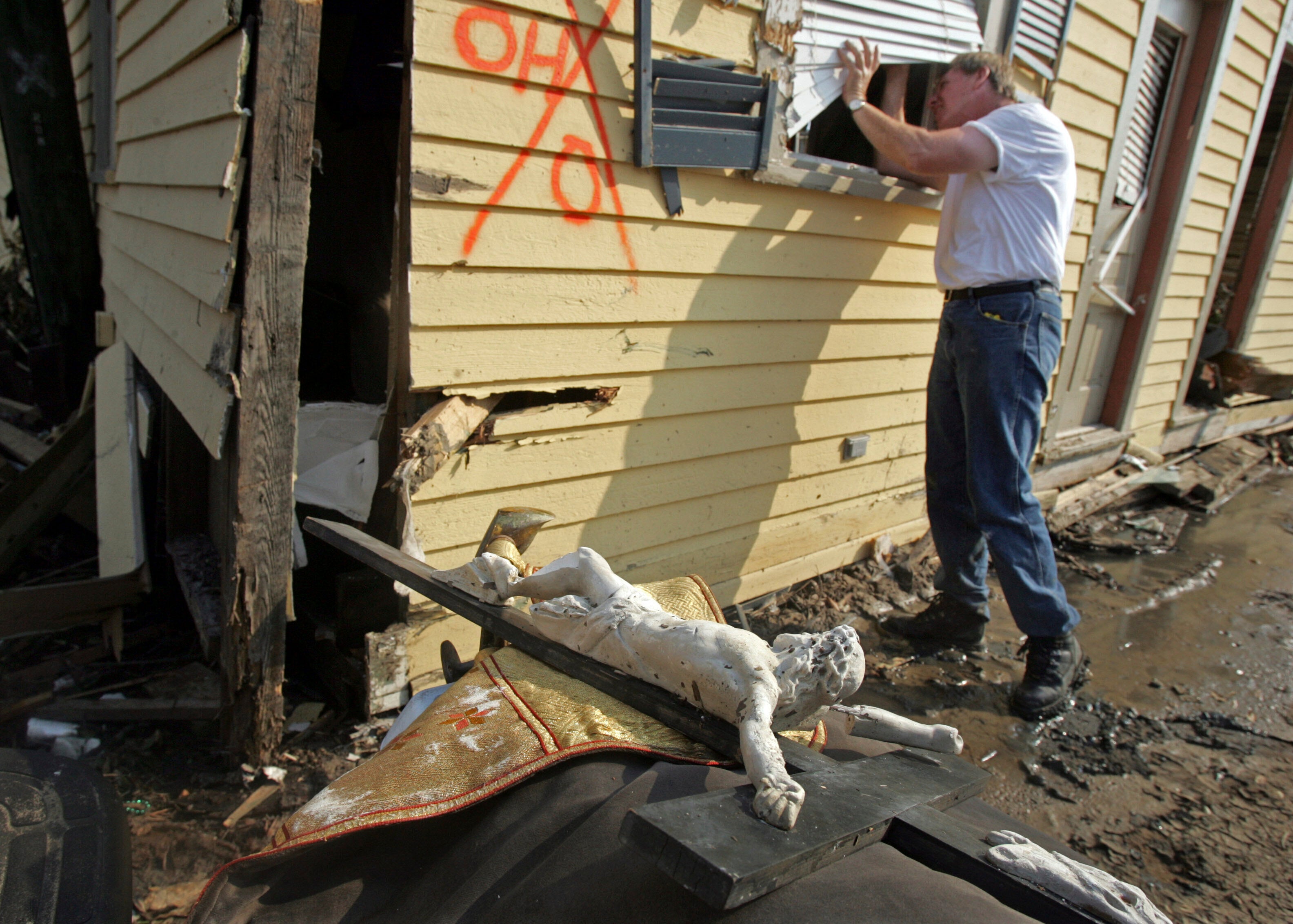 US Media Katrina Roberts