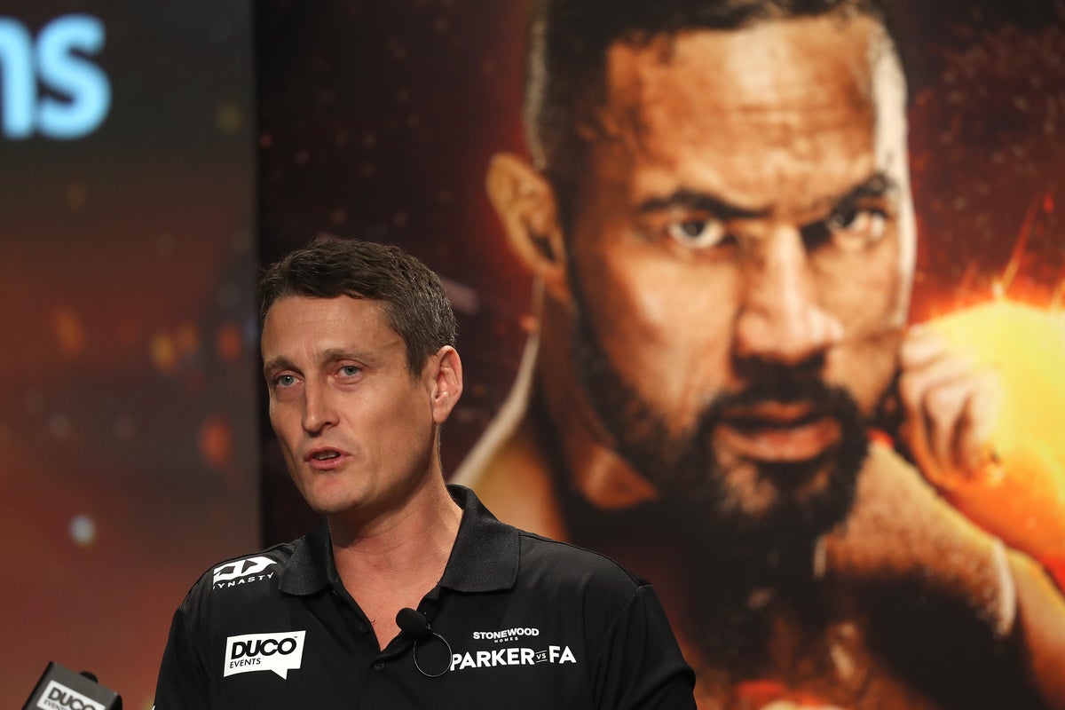 Joseph Parker’s promoter questions Oleksandr Usyk injury due to video of champion dancing