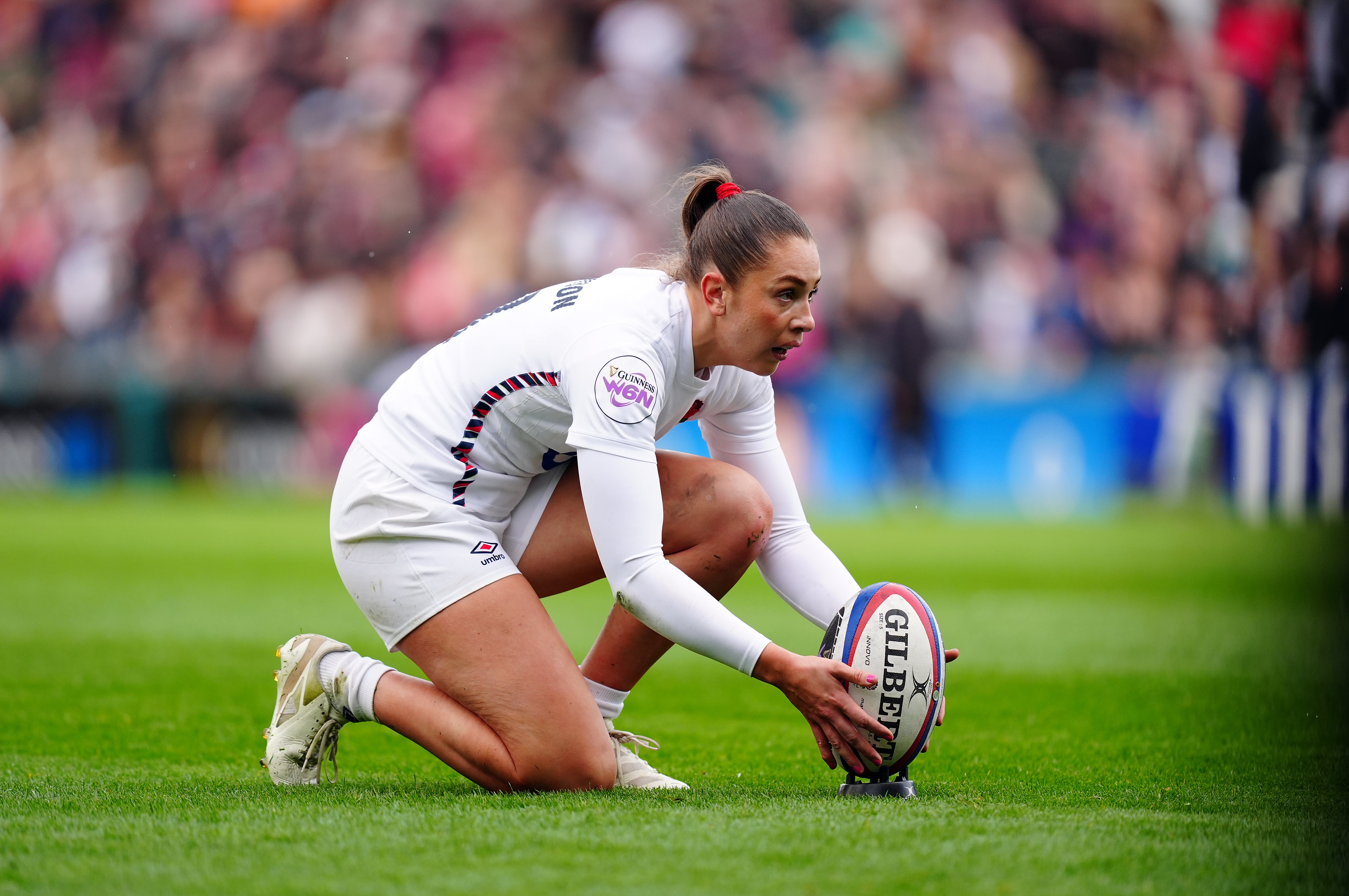 Holly Aitchison starts at fly half for England against Scotland