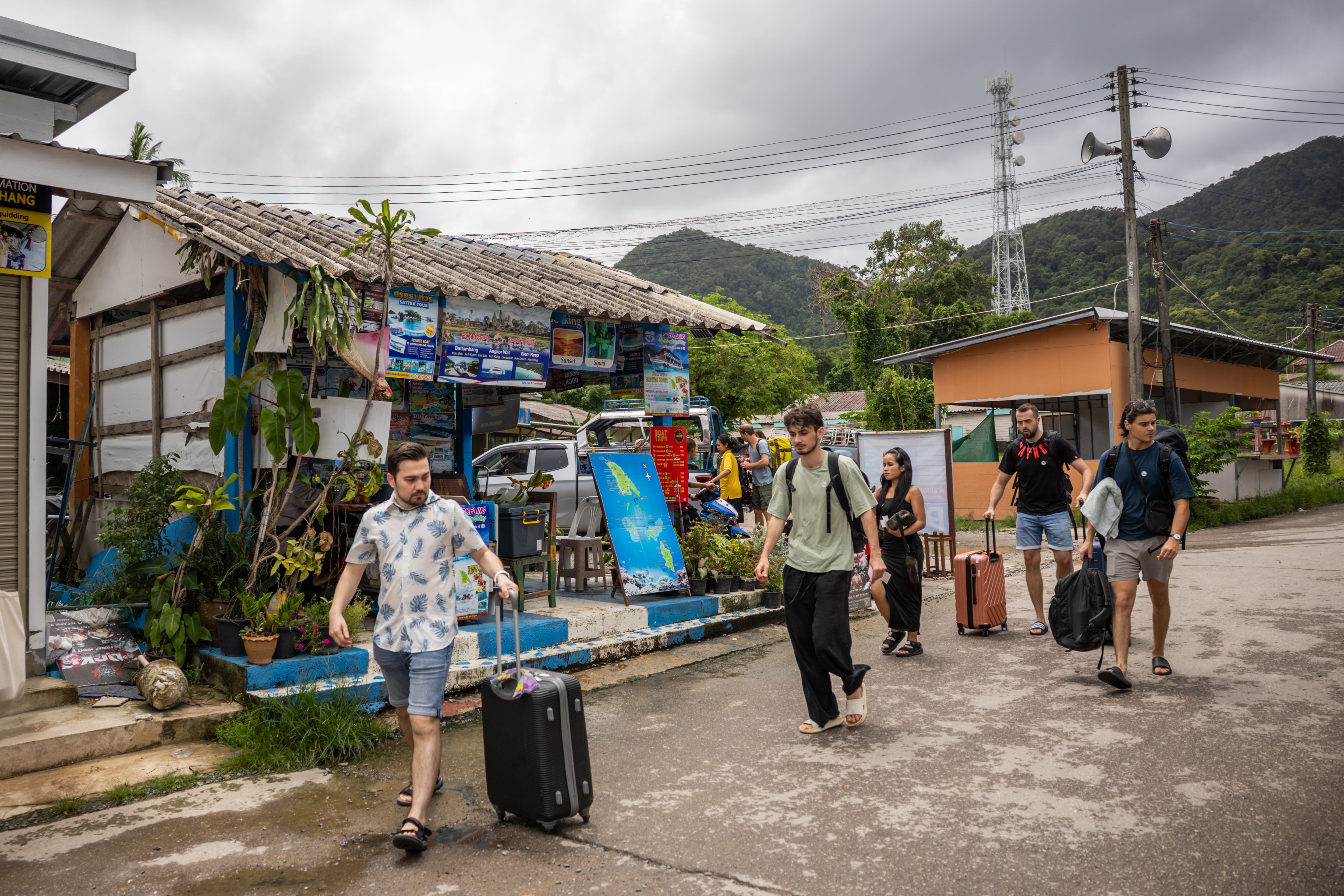 <p>Tourists depart from the southern tip of the island at the Bang Bao Pier on 9 June 25 in Koh Chang, Thailand</p>