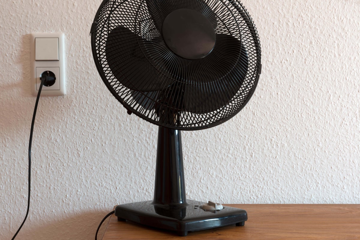 Millions struggle through heatwaves in homes not built to cope – Citizens Advice