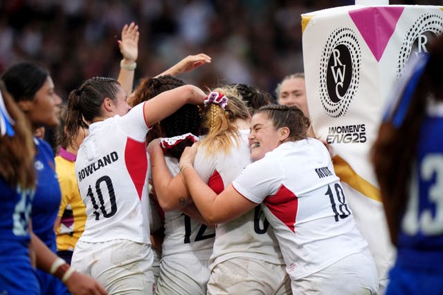 <p>England celebrate emphatic win on their way to the quarter-finals</p>