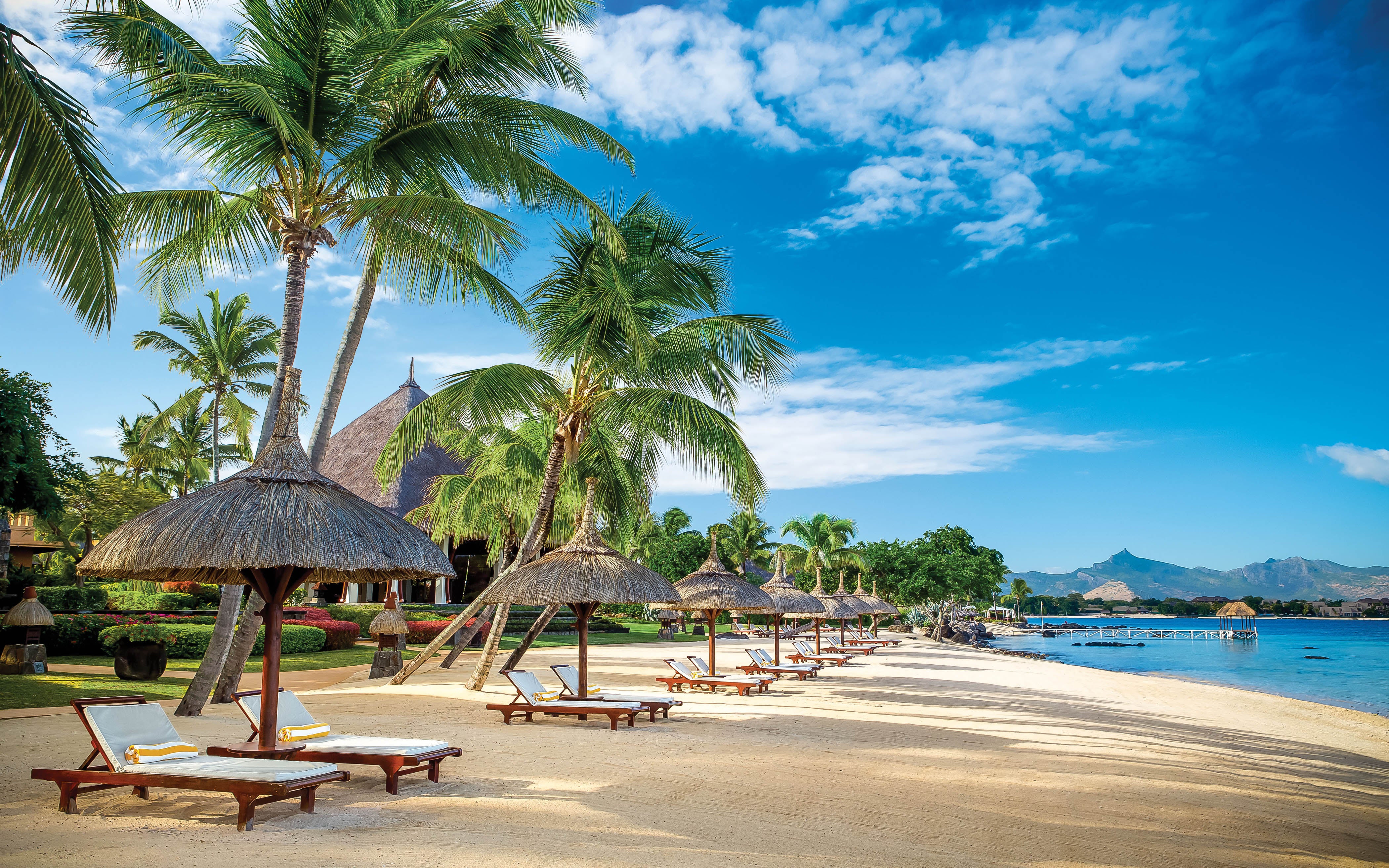 <p>Main Beach - The Oberoi Beach Resort, Mauritius</p>