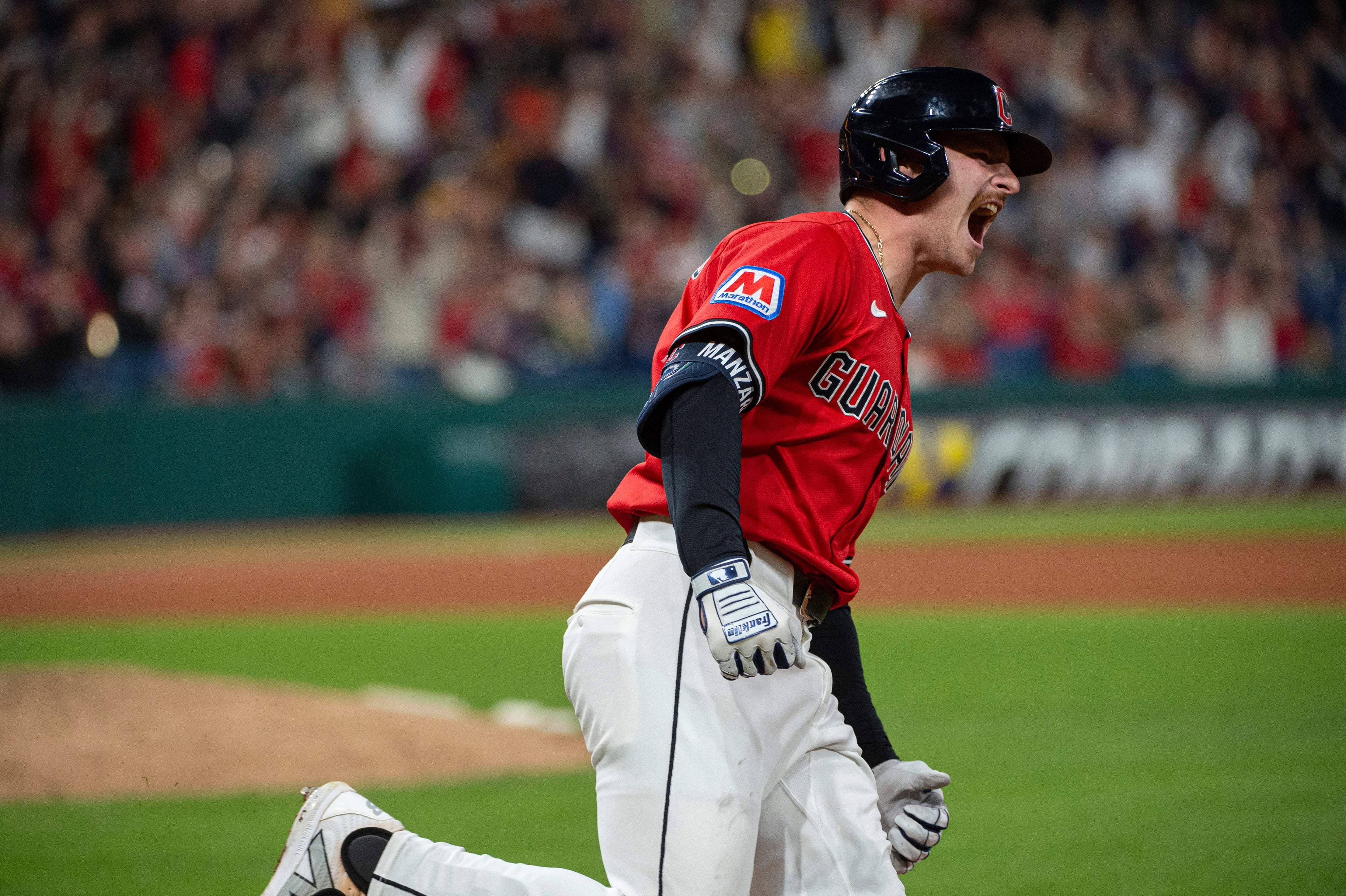 MARINEROS-GUARDIANES