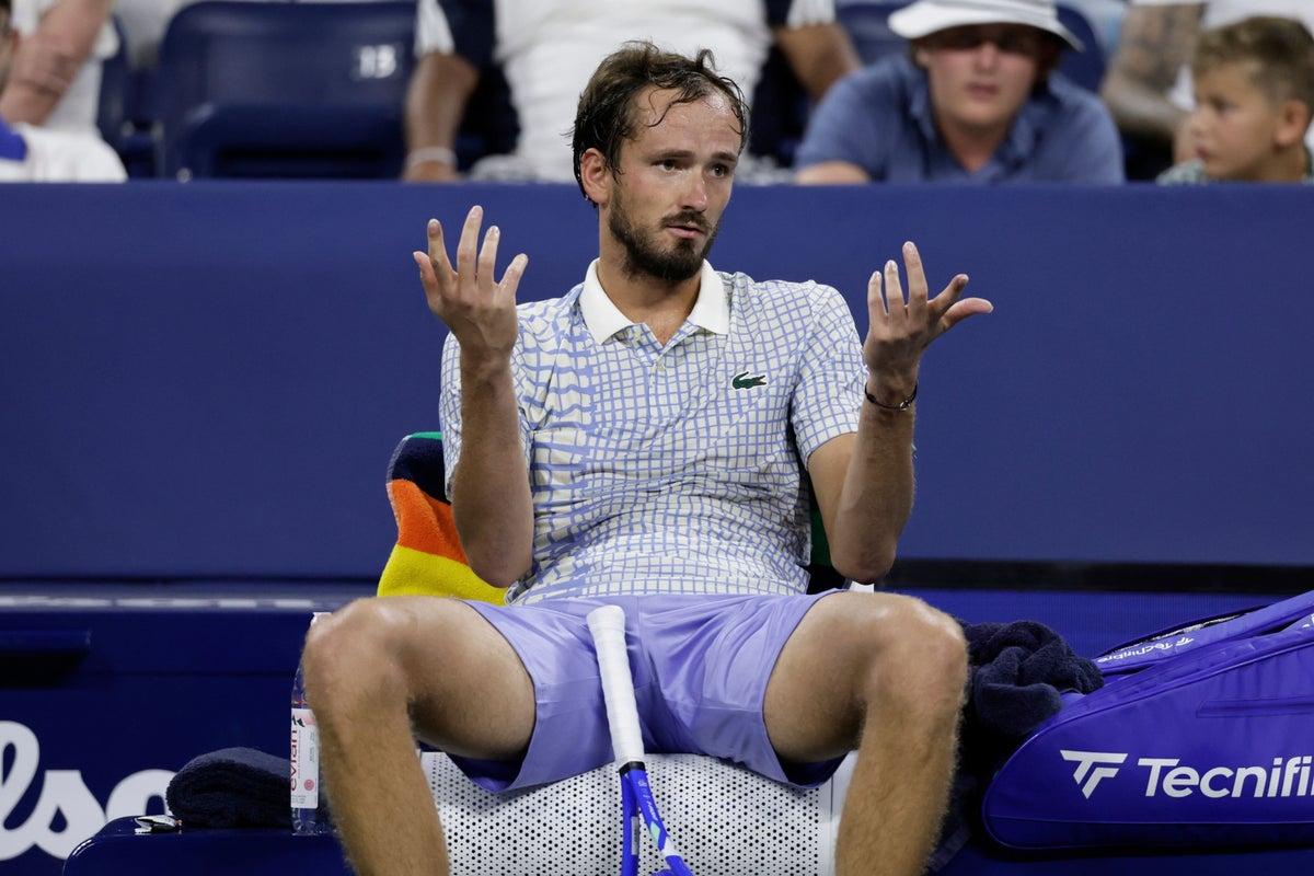 Medvedev Splits from Coach Cervara after US Open