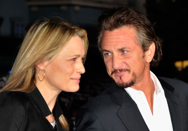 <p>Robin Wright with ex Sean Penn</p>