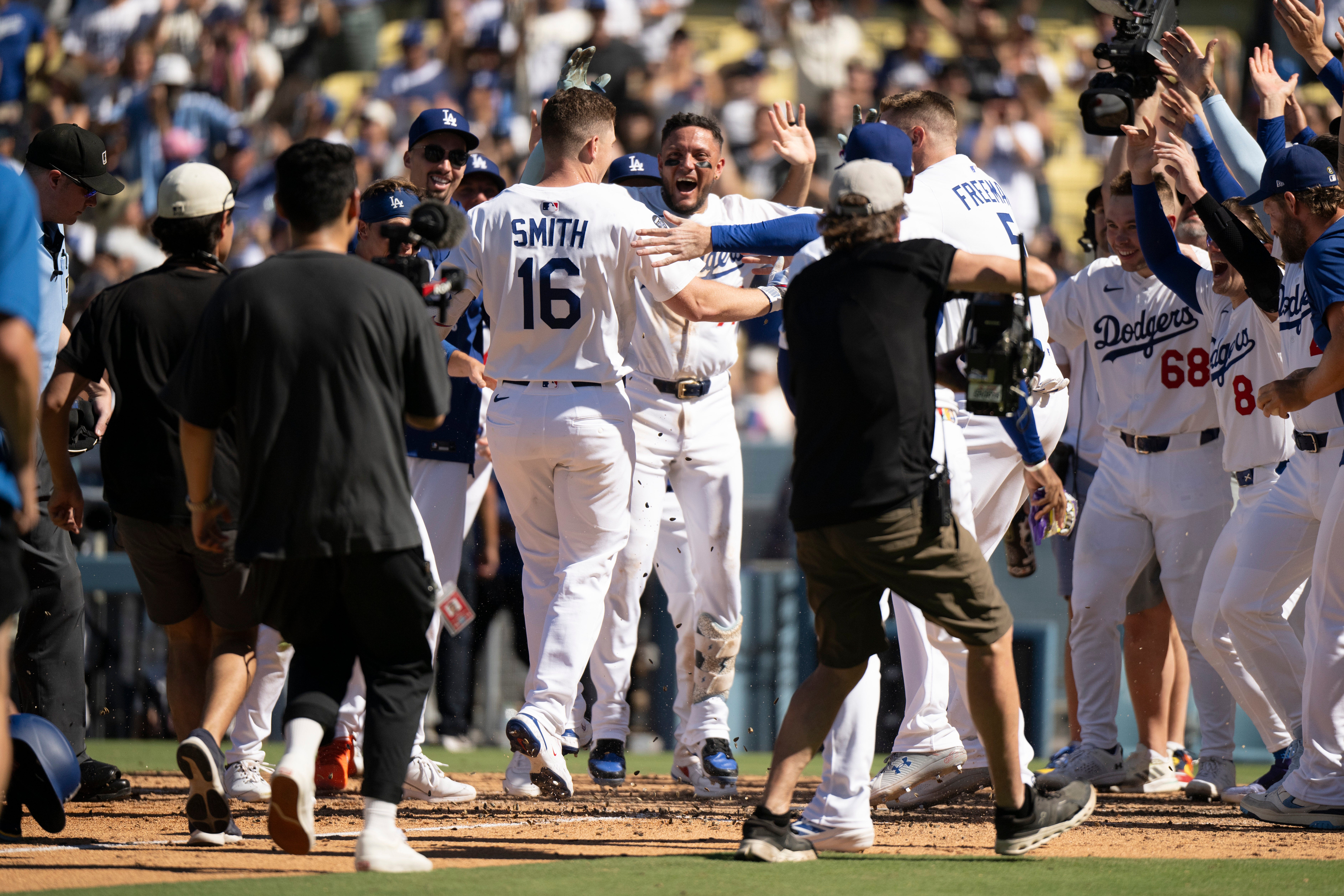 DIAMONDBACKS DODGERS
