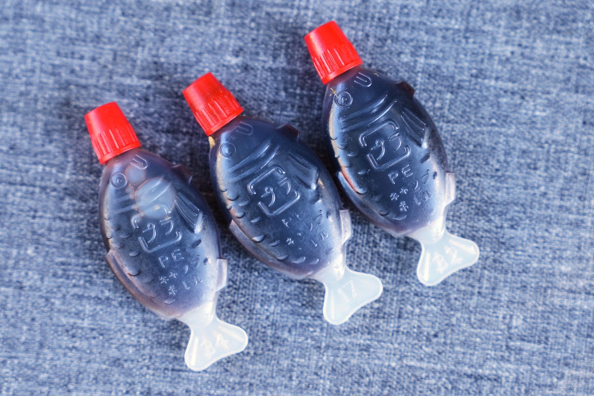 Australian state bans plastic fish soy sauce bottles favored by sushi eaters