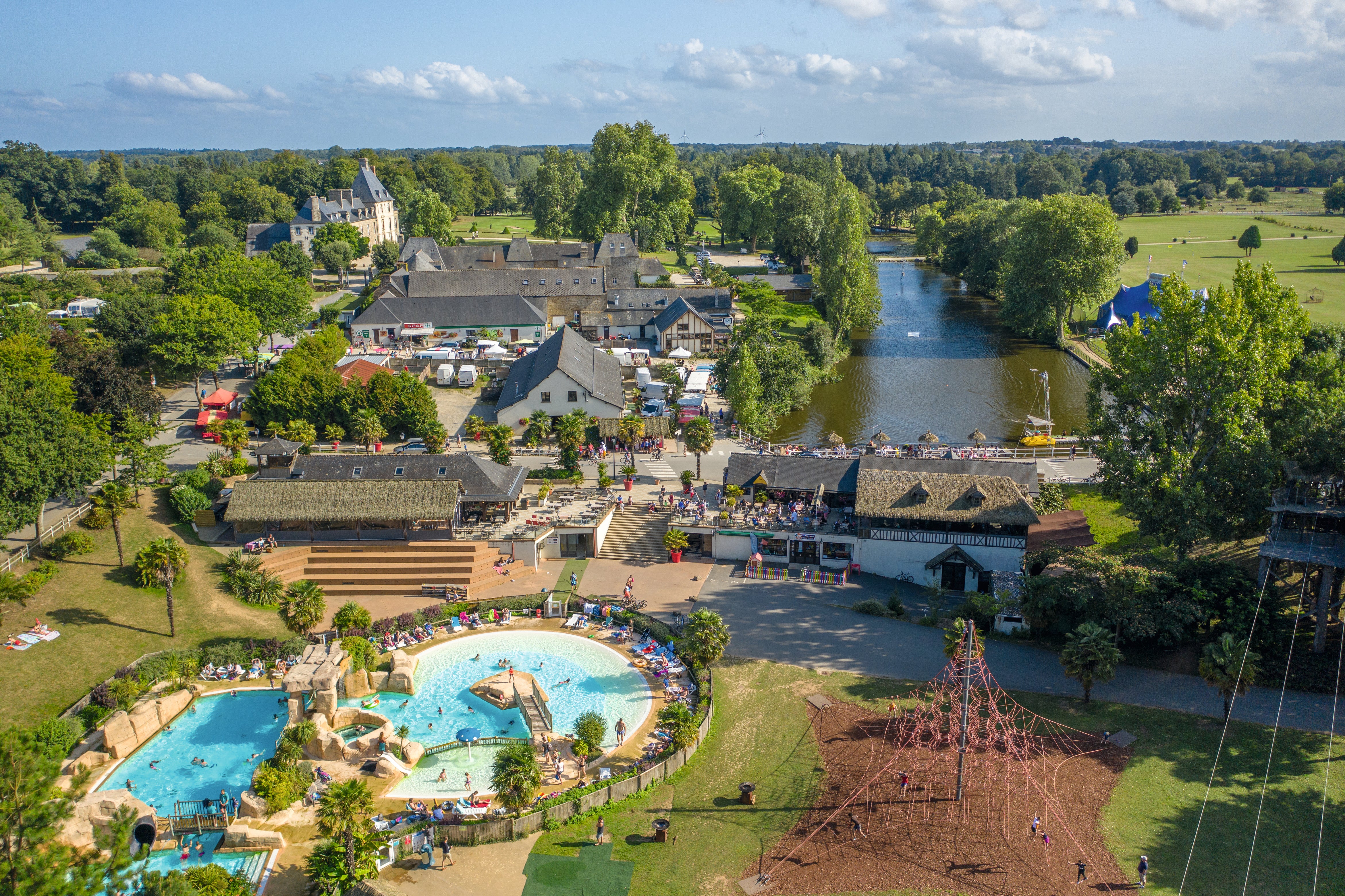 Domaine des ormes is a village full of family activities located in Britney