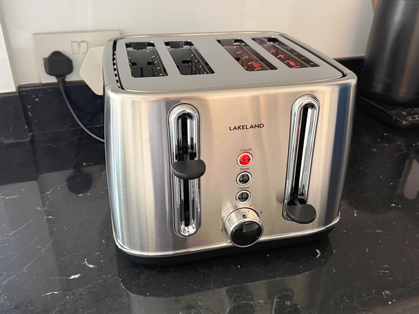 Best toaster IndyBest review Lakeland stainless steel four-slice toaster