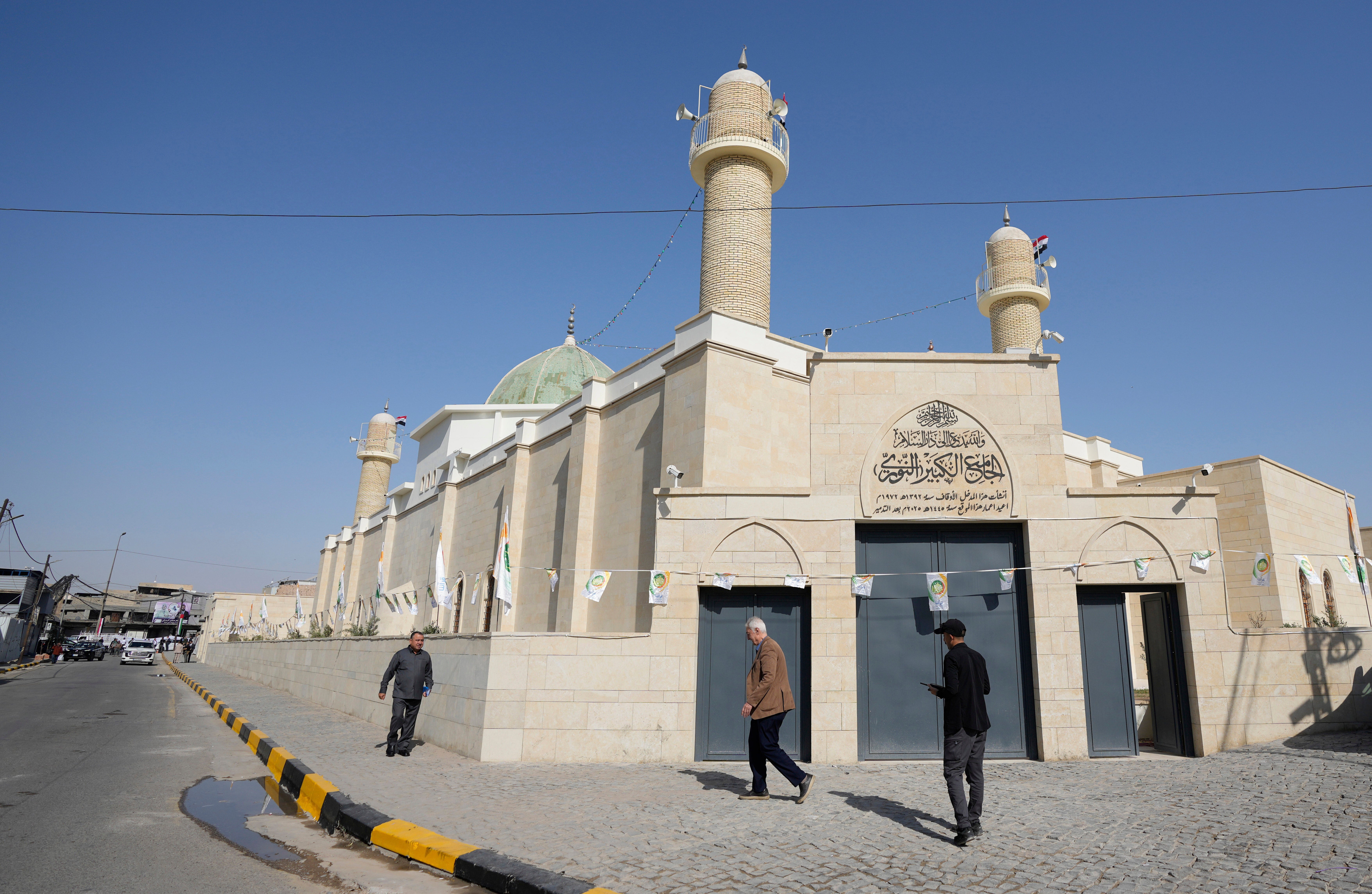 IRAK-MEZQUITA-RESTAURACION