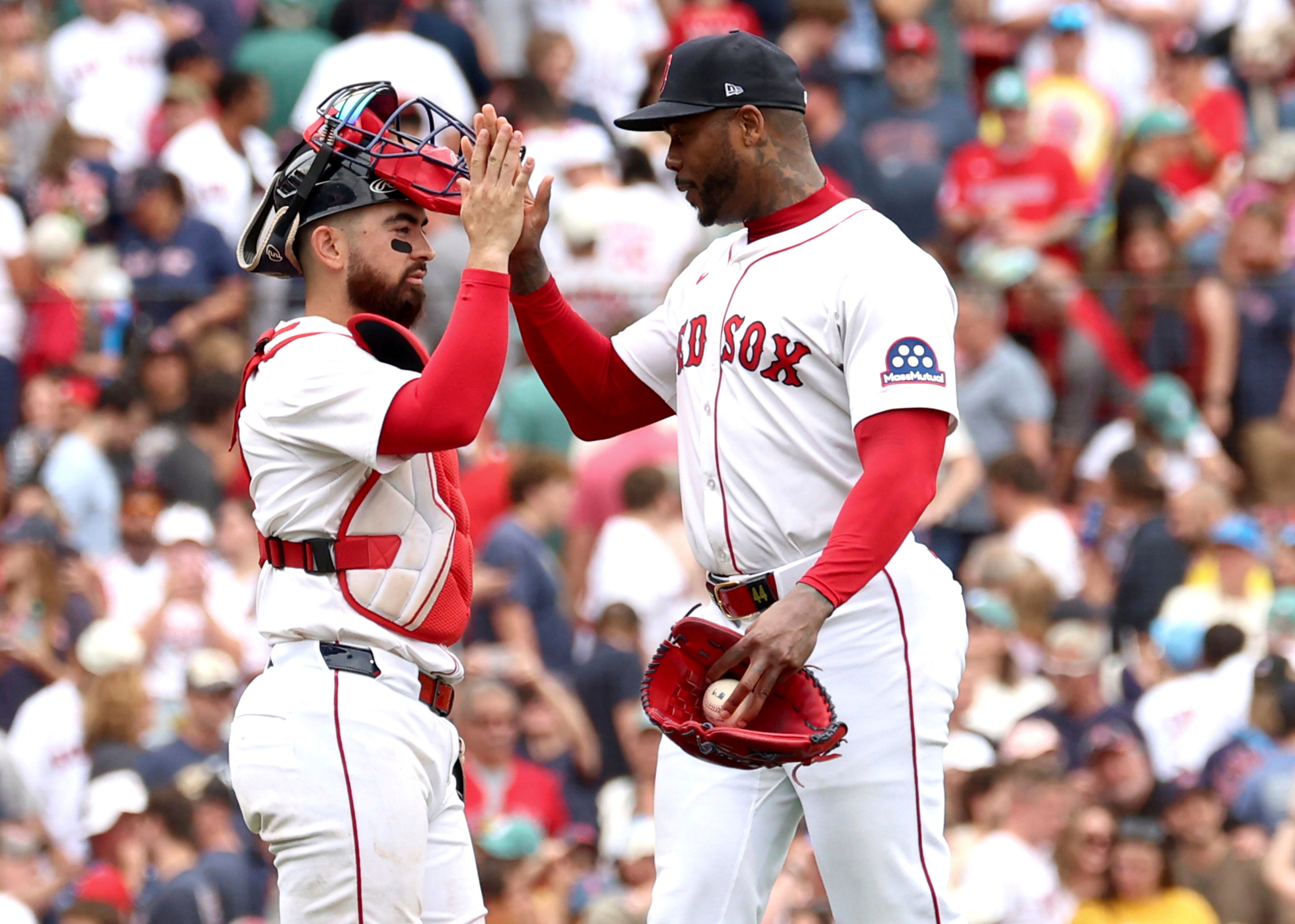 GUARDIANES-MEDIAS ROJAS