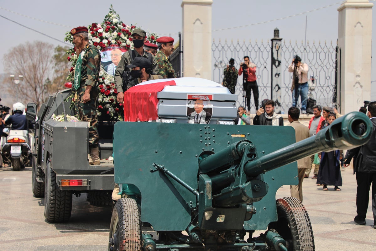 UN ups number of staff detained by Yemens Houthis to 19