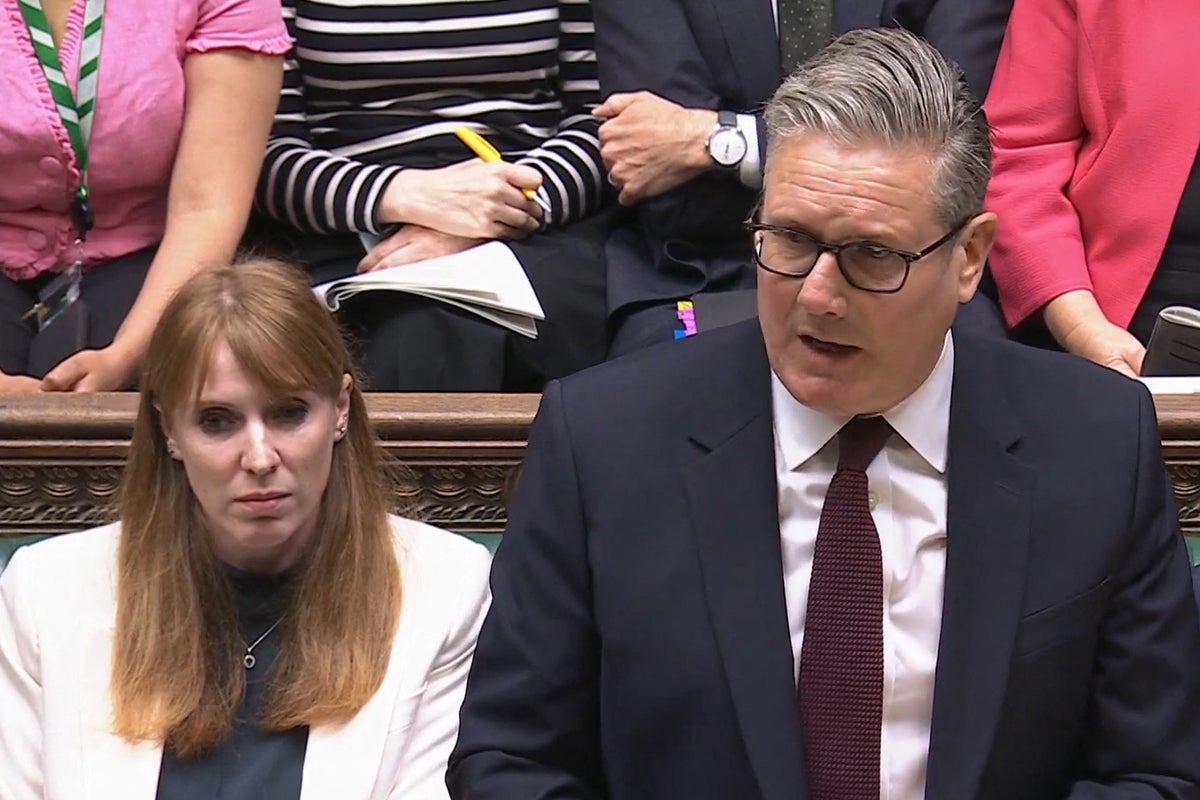 Pressure mounts on Rayner as Starmer refuses to back her staying in post as tax dodge crisis deepens