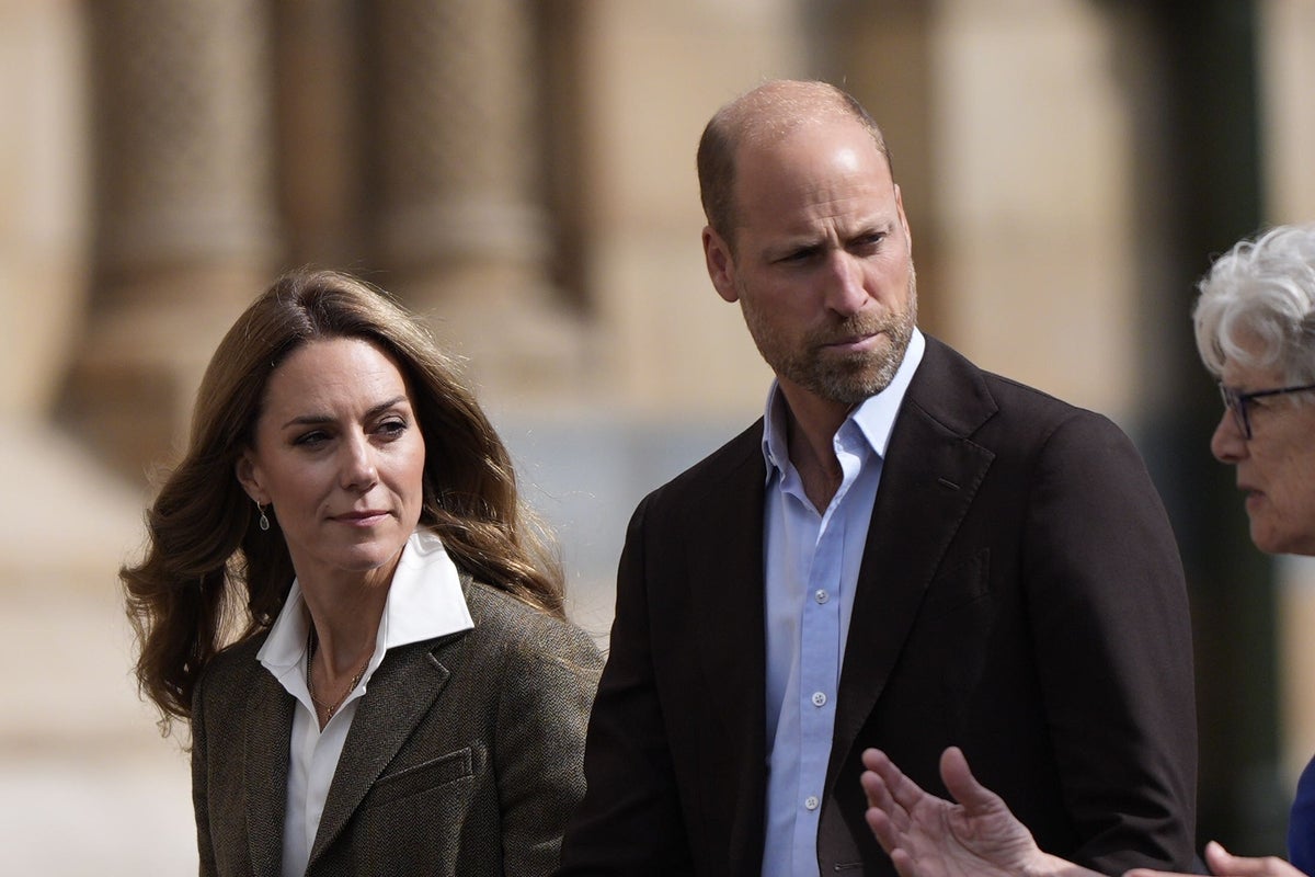 Prince William, Kate Visit Natural History Museum Gardens London