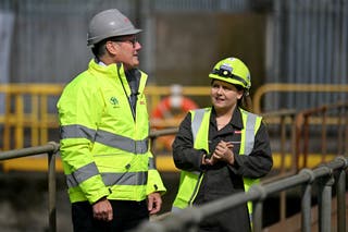 Rachel Reeves has ‘full confidence’ in Angela Rayner over stamp duty row: UK Politics live   www.independent.co.uk