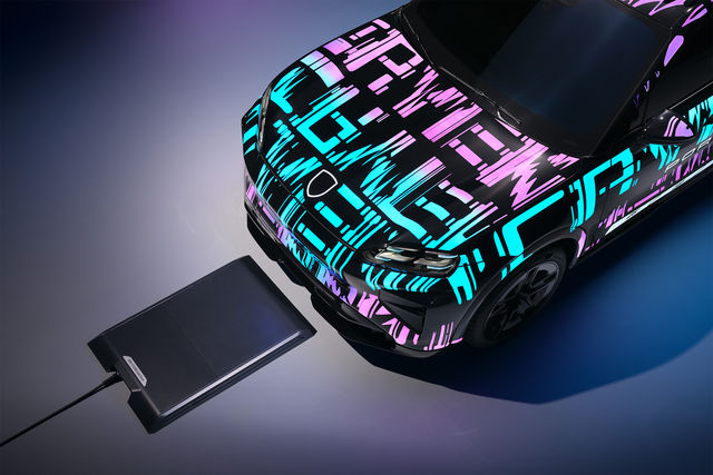 <p>The 50kg floor plate shuts off automatically if it detects any foreign objects (or pets)</p>