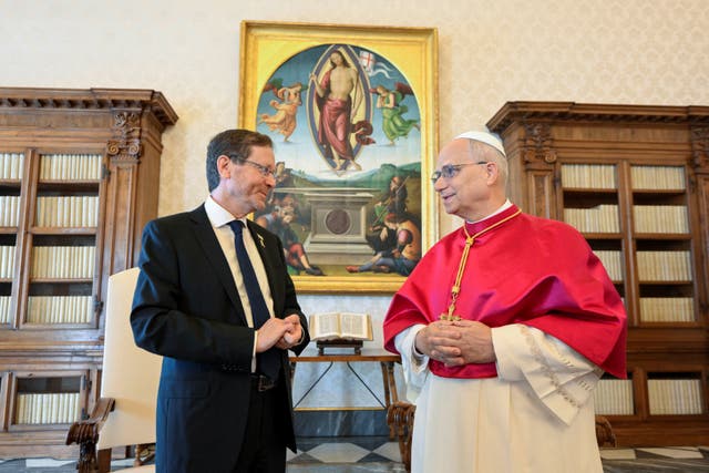 <p>Pope Leo met with Israeli President Isaac Herzog</p>