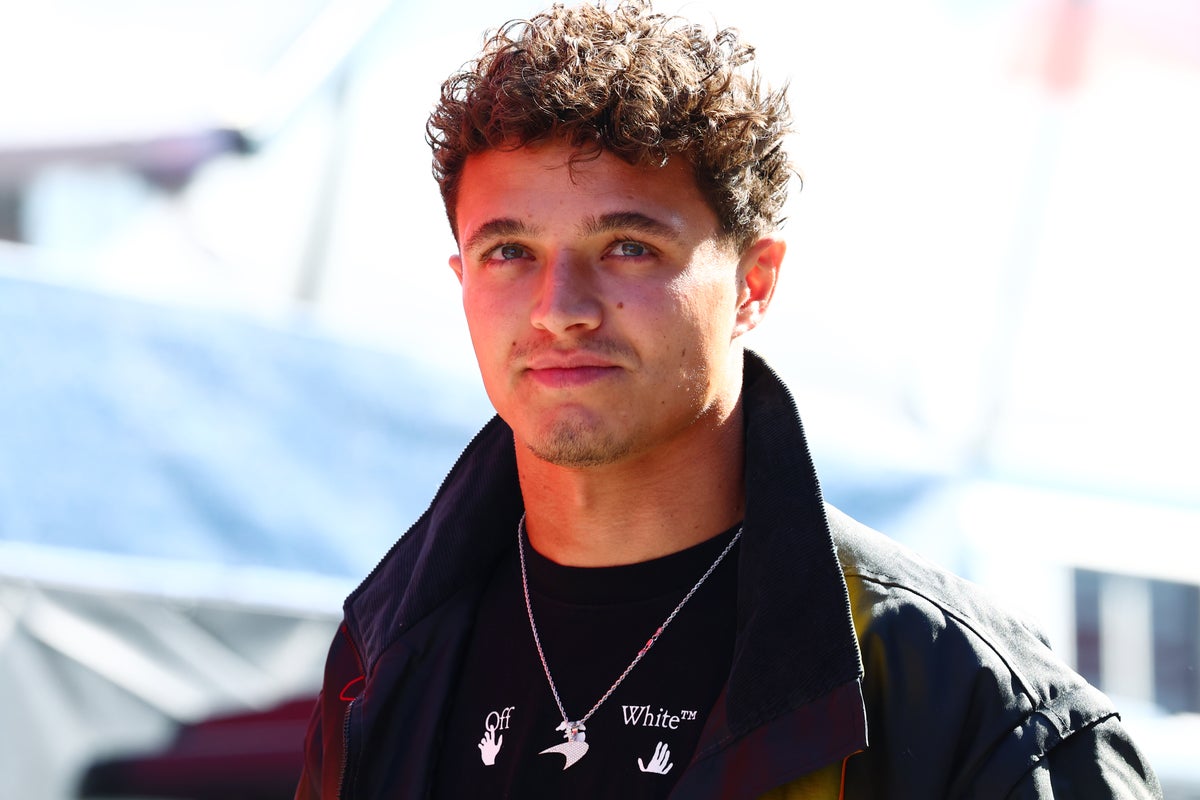 McLaren Drivers Battle F1 Title With Norris Trailing Piastri
