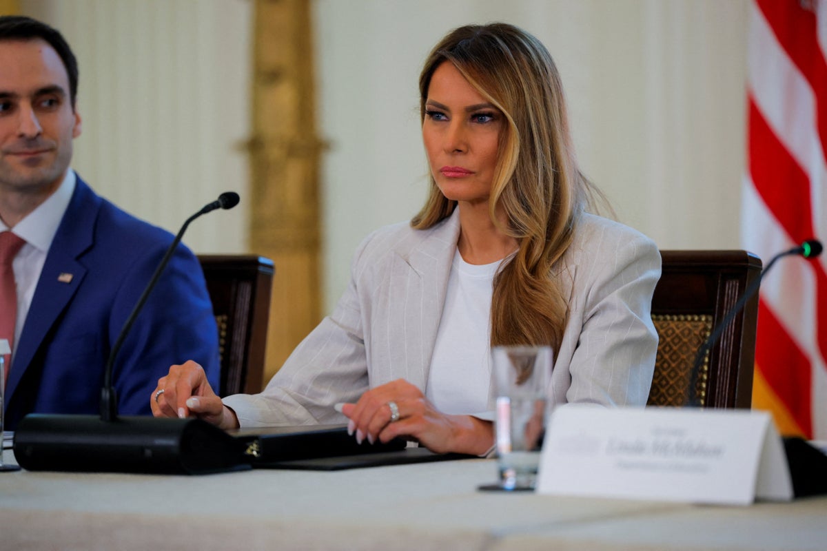 https://static.independent.co.uk/2025/09/04/17/02/2025-09-04T172006Z_705520416_RC25LGAQSWWG_RTRMADP_3_USA-TRUMP-MELANIA.jpeg?width=1200&height=800&crop=1200:800