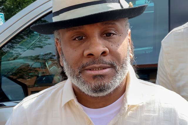 <p>Bryan Hooper Sr. speaks to reporters outside Stillwater Prison on Thursday, Sept. 4, 2025 in Bayport, Minn. after being exonerated in the 1998 murder of Ann Prazniak. (Matt Sepic/Minnesota Public Radio via AP)</p>