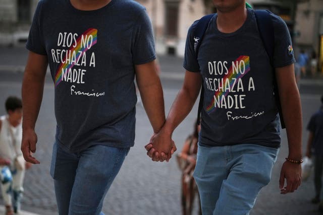 EUR-GEN VATICANO-LGBTQ