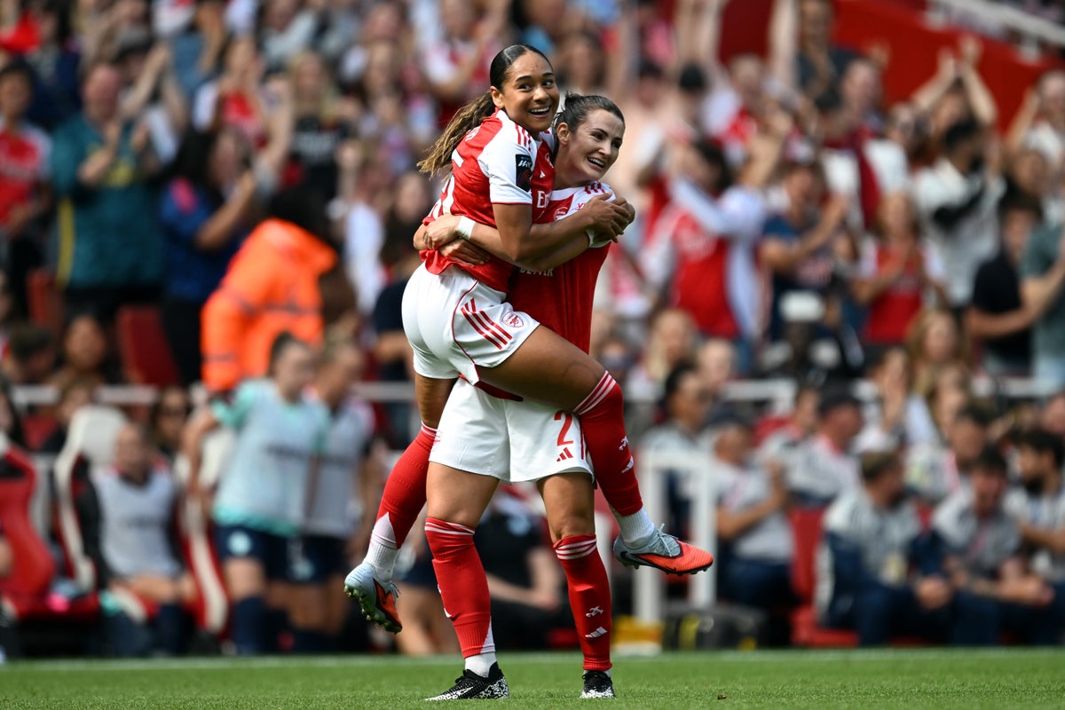First £1m player Olivia Smith marks Arsenal debut with wonder-goal First £1m player Olivia Smith marks Arsenal debut with wonder-goal