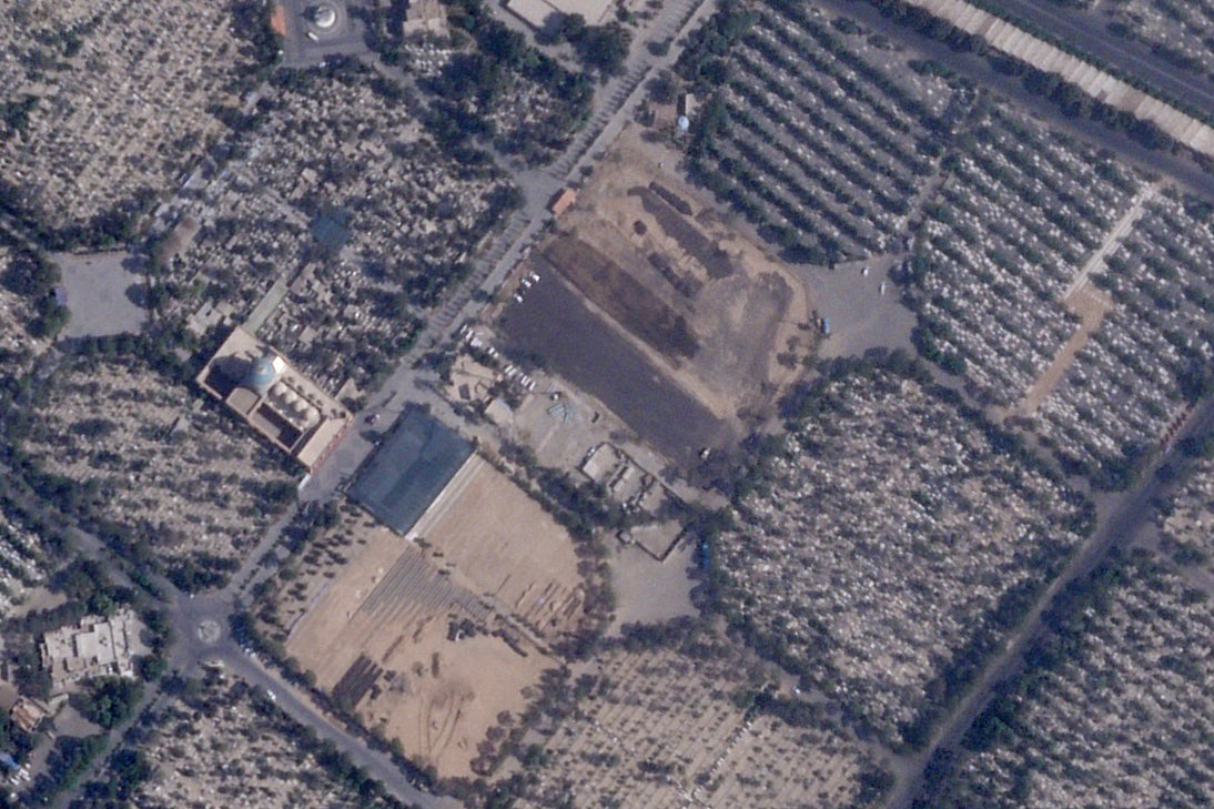 IRÁN-CEMENTERIO-DEMOLICIÓN