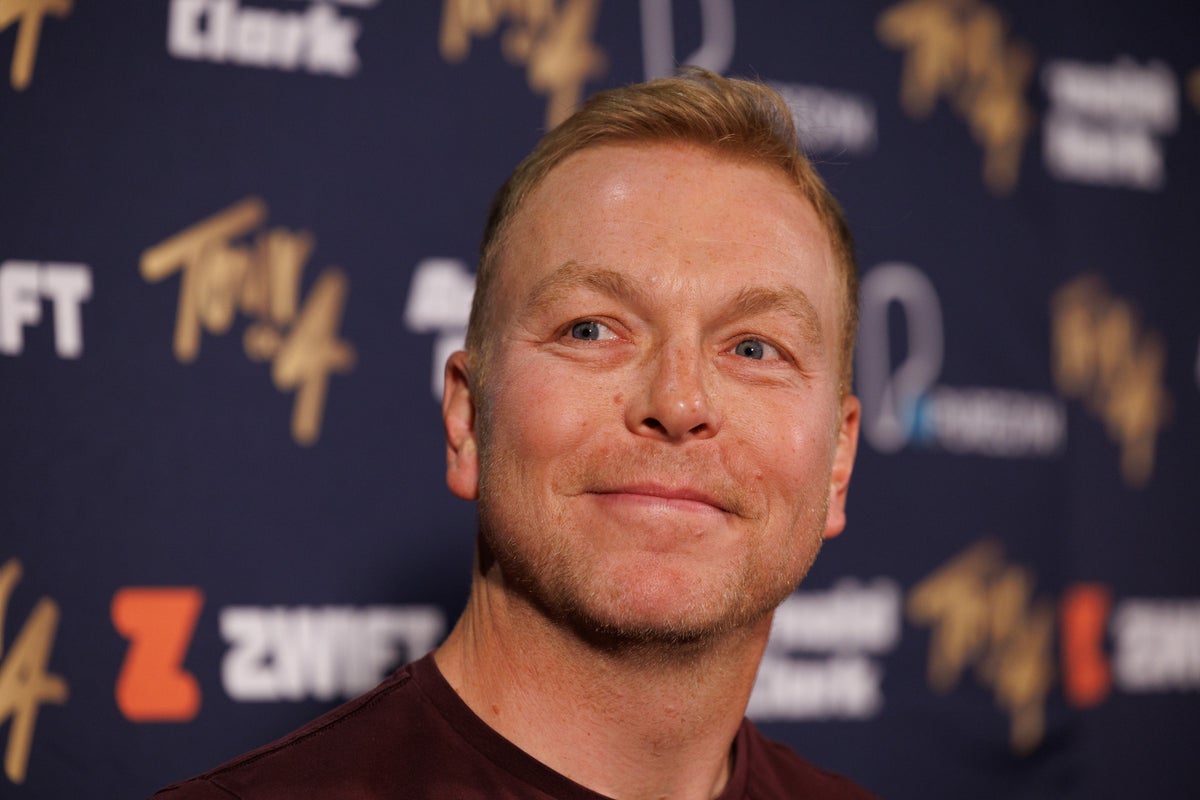 Sir Chris Hoy Leads 5,000 Cyclists Raising £2M for Cancer Charities in Glasgow