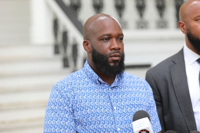 <p>Jarvis McKenzie talks about how he was the victim of what police called a hate crime at a news conference on Thursday Aug. 21, 2025 in Columbia, S.C. (AP Photo/Jeffrey Collins)</p>
